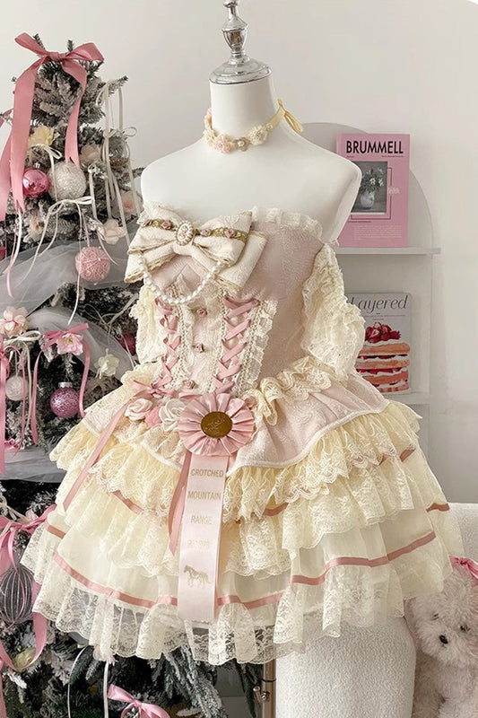 Finely Styled Dress with a Classic Vintage Look