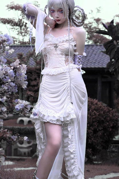 Subtly Elegant Dress with a Refined Vintage Look
