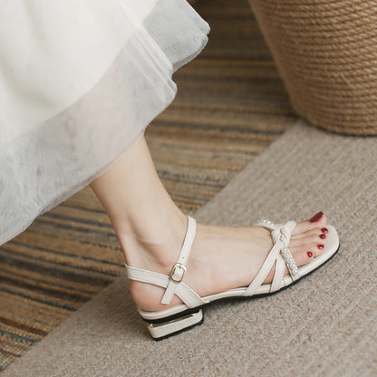 Casually Elegant Sandals with a Refined Edge