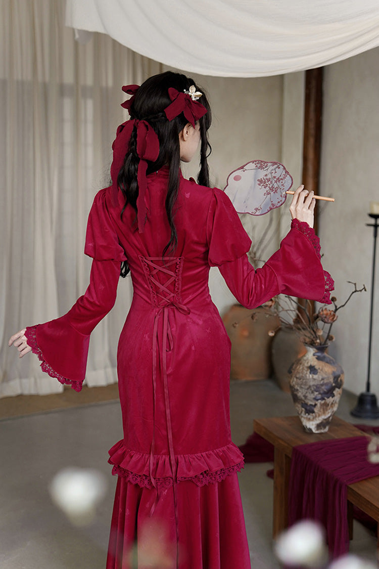 Beautifully Crafted Dress in a Classic Style