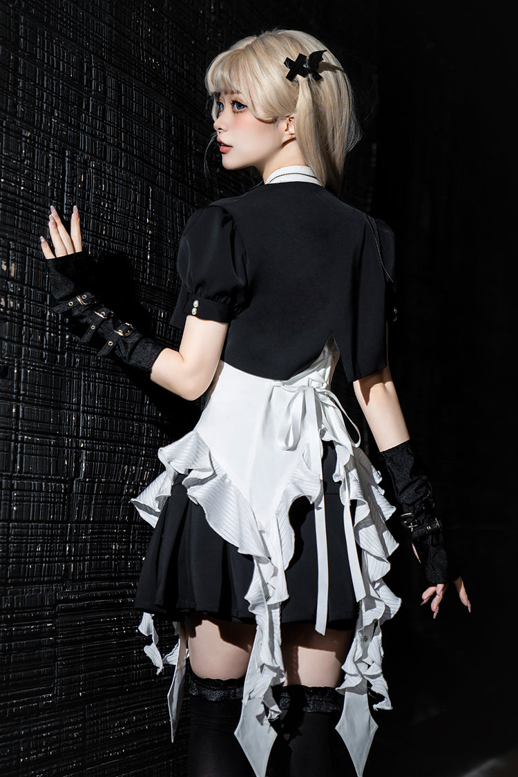 Sophisticated Garment with a Clean Classic Look