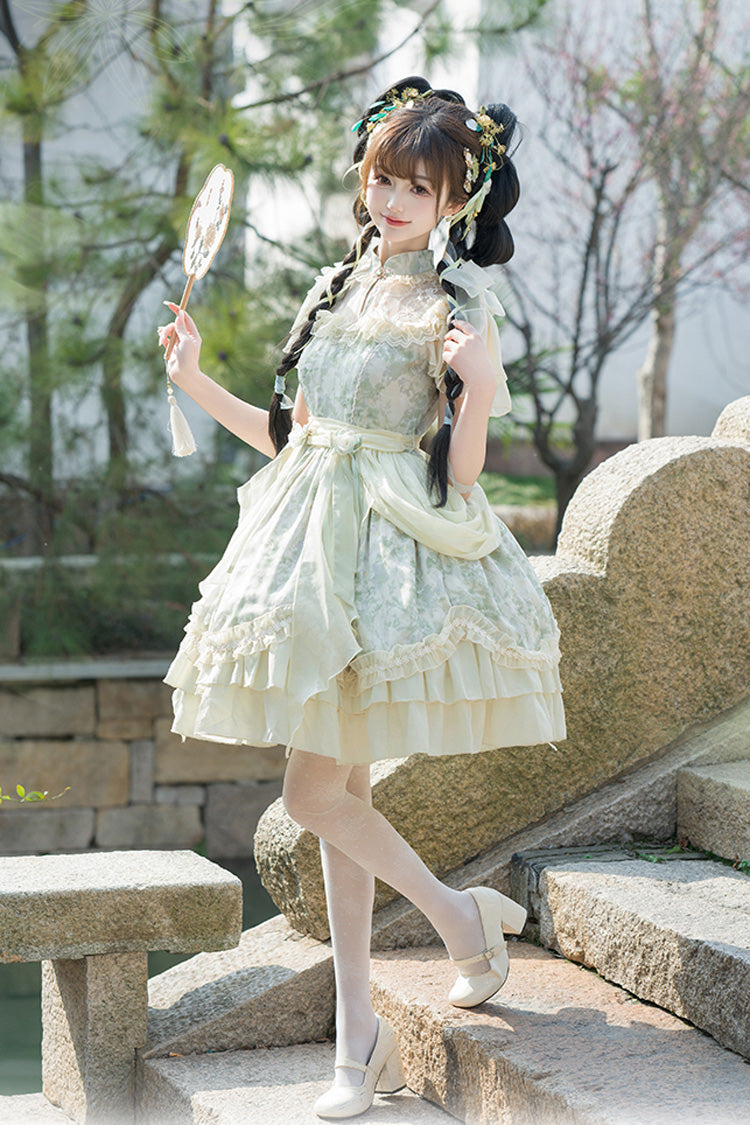 Beautifully Crafted Dress in a Classic Style
