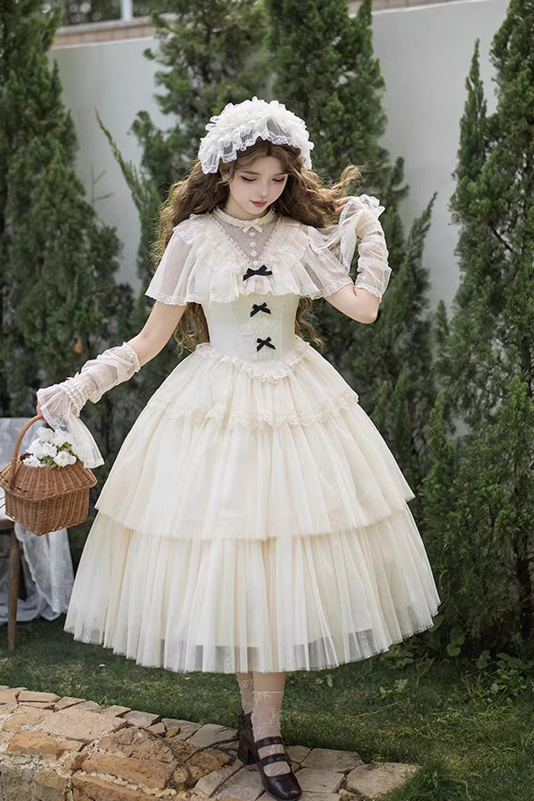 Finely Styled Dress with a Classic Vintage Look