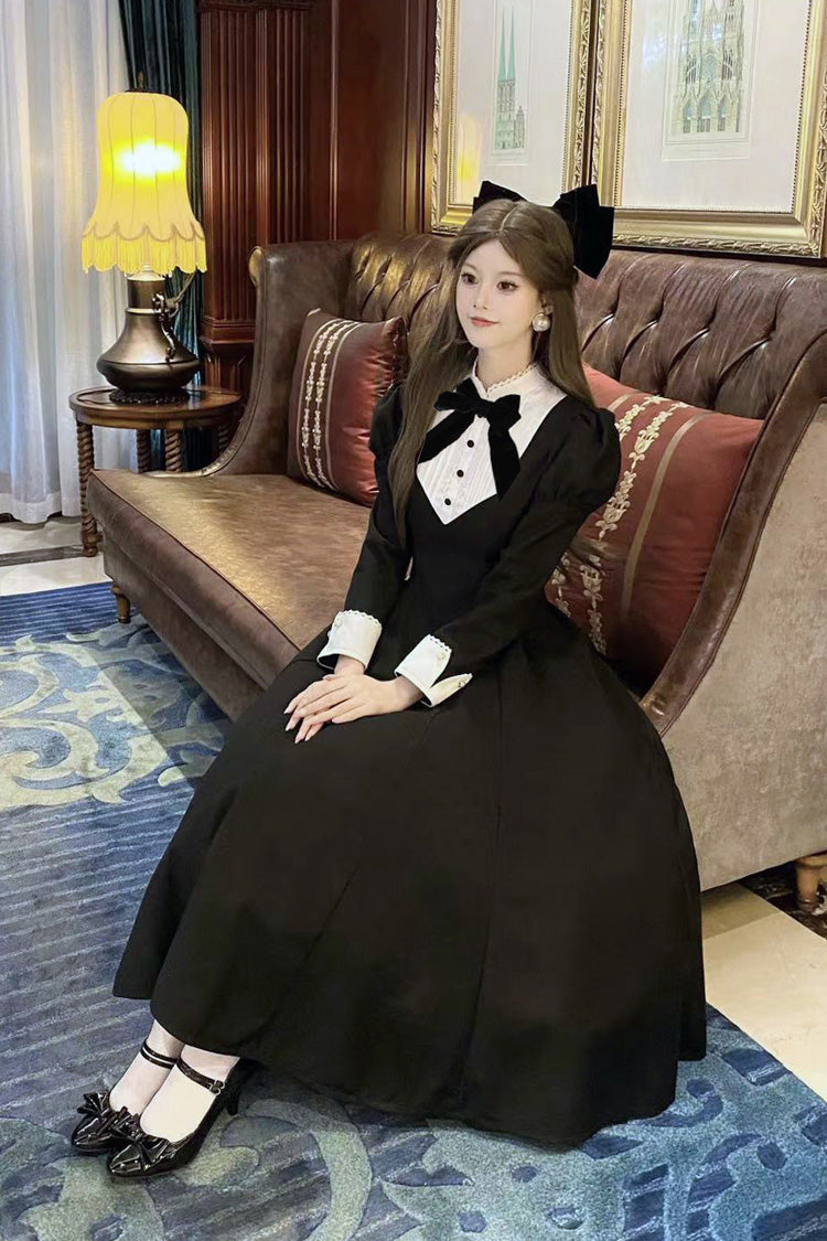 Classic Designed Dress in a Timeless Cut