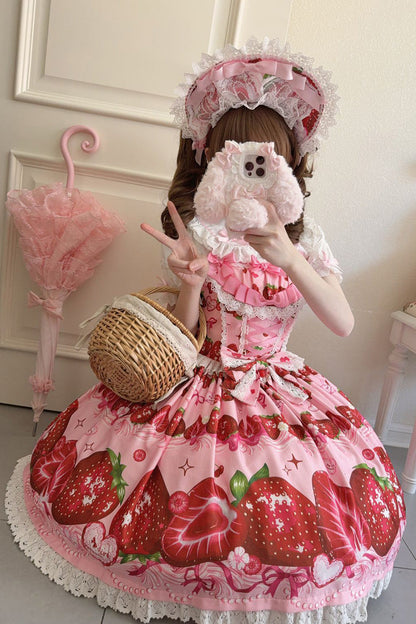 Finely Styled Dress with a Classic Vintage Look