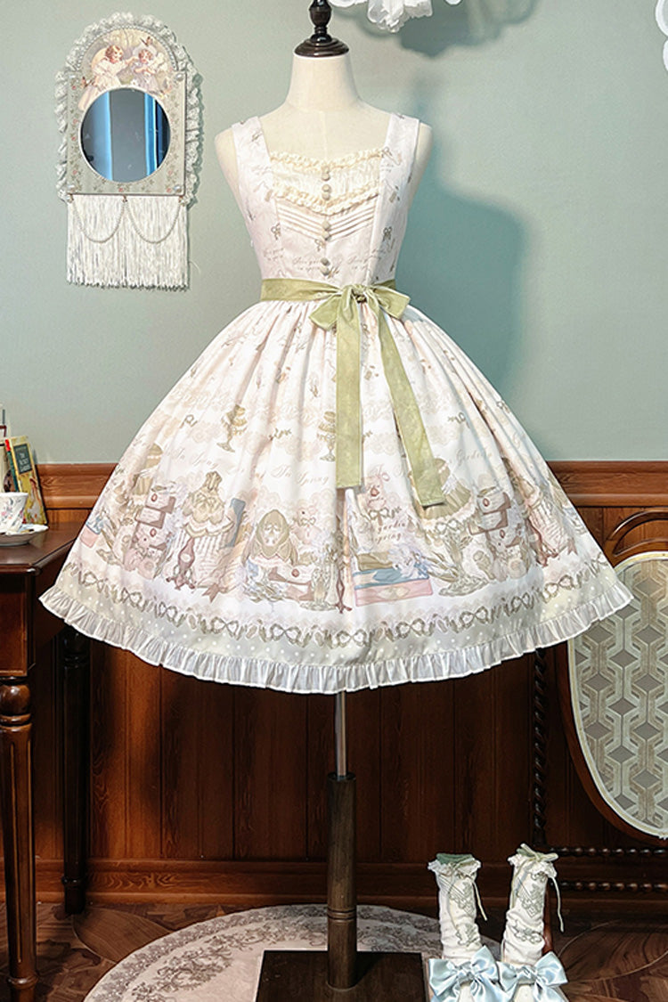 Finely Styled Dress with a Classic Vintage Look