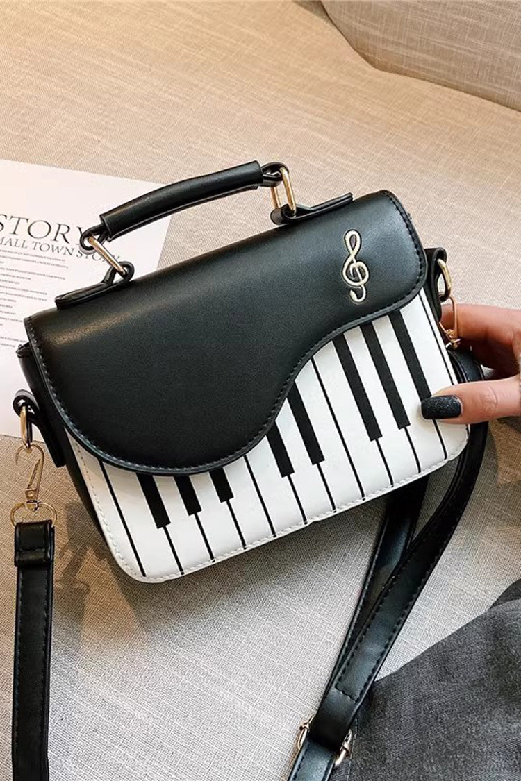 Effortlessly Elegant Bag with a Timeless Design
