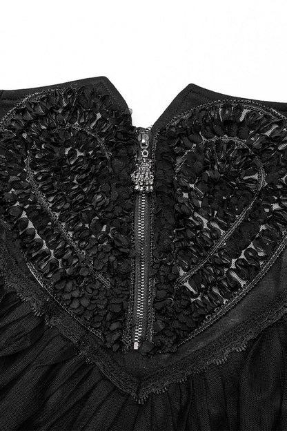 Finely Styled Garment with a Classic Vintage Look