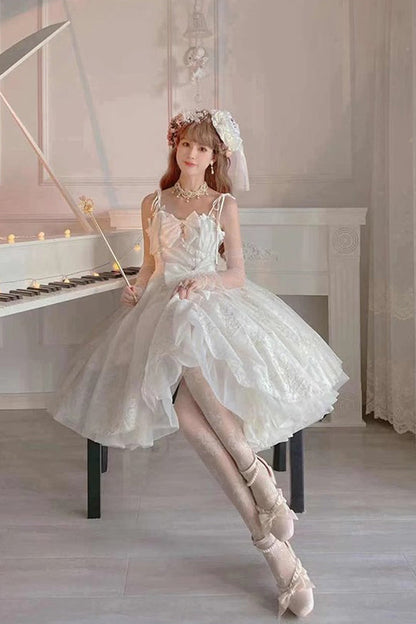 Subtly Elegant Dress with a Refined Vintage Look