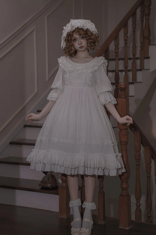 Beautifully Crafted Dress in a Classic Style