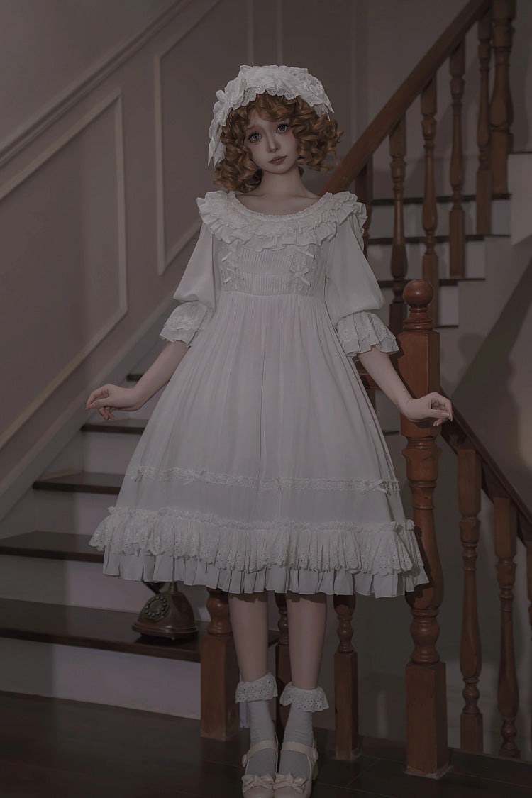 Sophisticated Dress with a Clean Classic Look