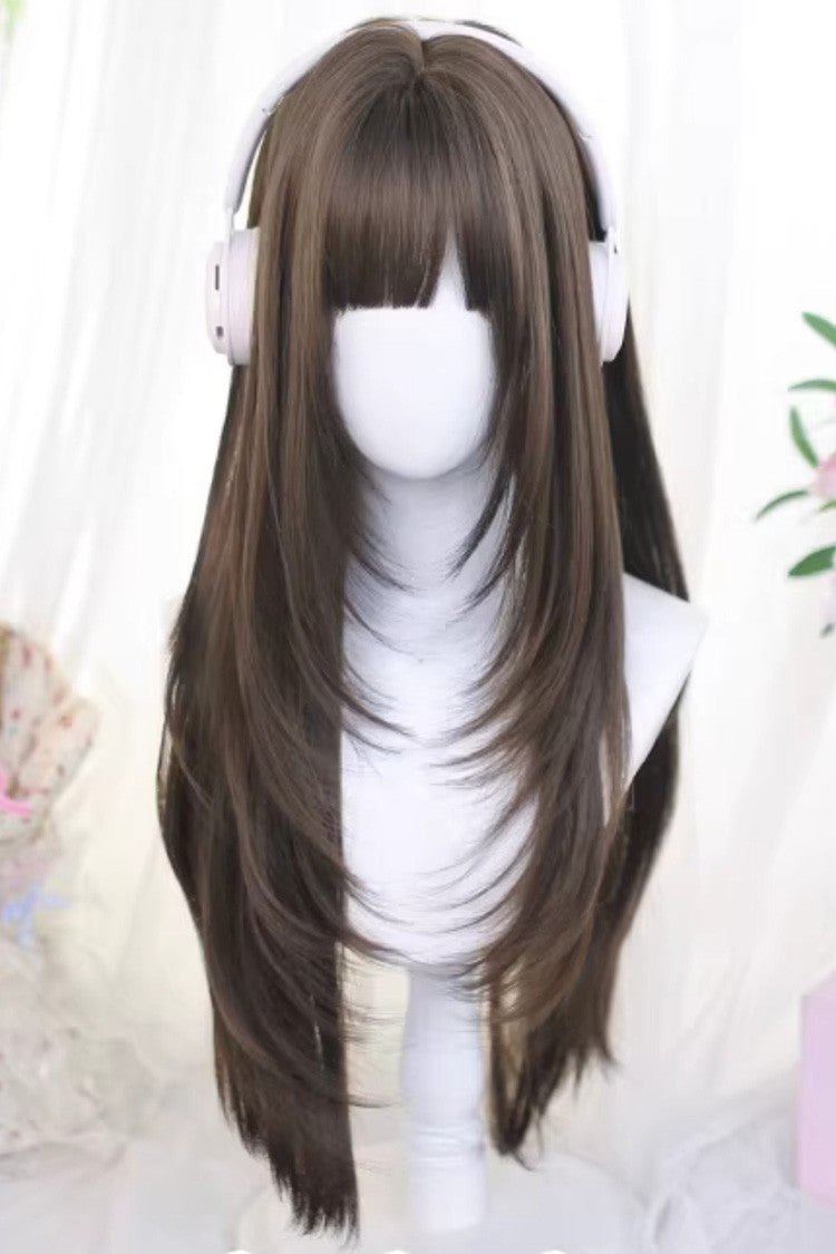 Casually Elegant Garment with a Refined Edge