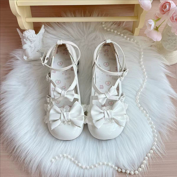 Finely Styled Shoes with a Classic Vintage Look