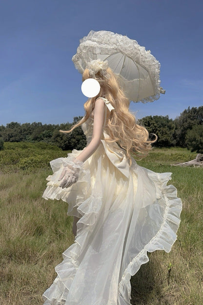Subtly Elegant Dress with a Refined Vintage Look