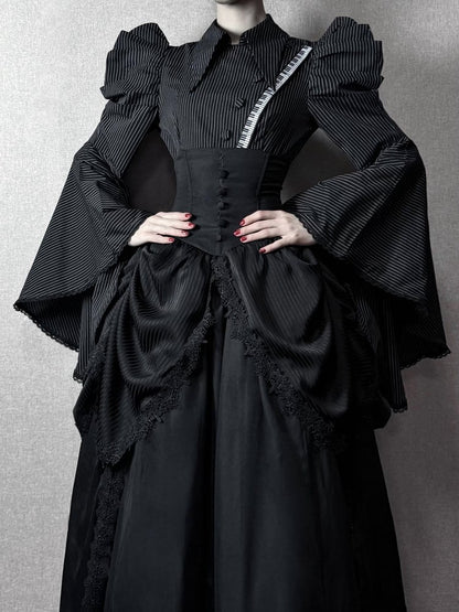 [pre-order Deadline: April 13] Piano Stripe Gothic Lolita Volume Puff Flare Sleeve Shirt Type A/b