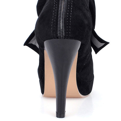 Subtly Elegant Shoes with a Refined Vintage Look