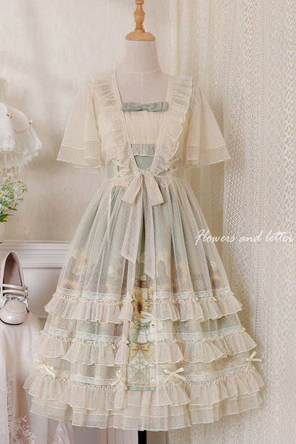 Subtly Elegant Dress with a Refined Vintage Look