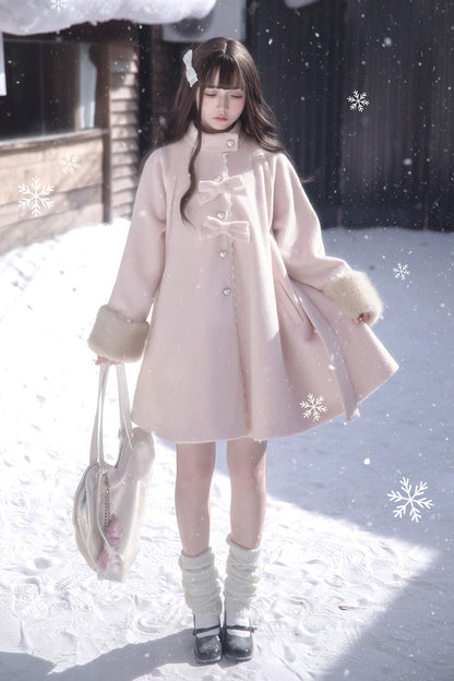 Elegantly Styled Coat for Everyday Wear