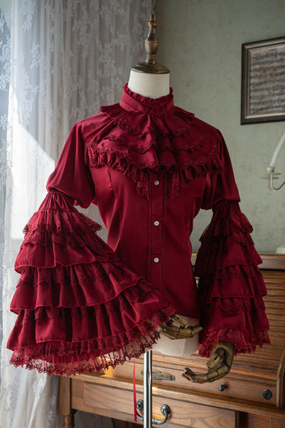 Beautifully Finished Blouse in a Timeless Design