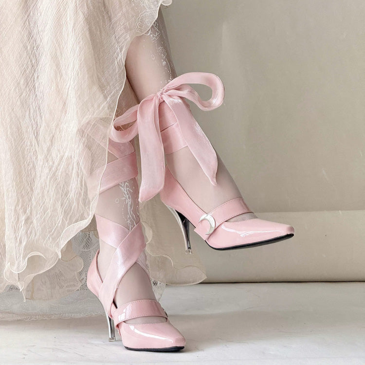 Classic Designed Shoes in a Timeless Cut