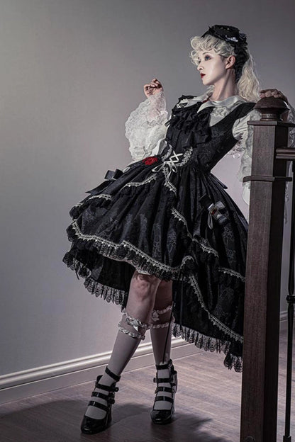 Subtly Elegant Dress with a Refined Vintage Look
