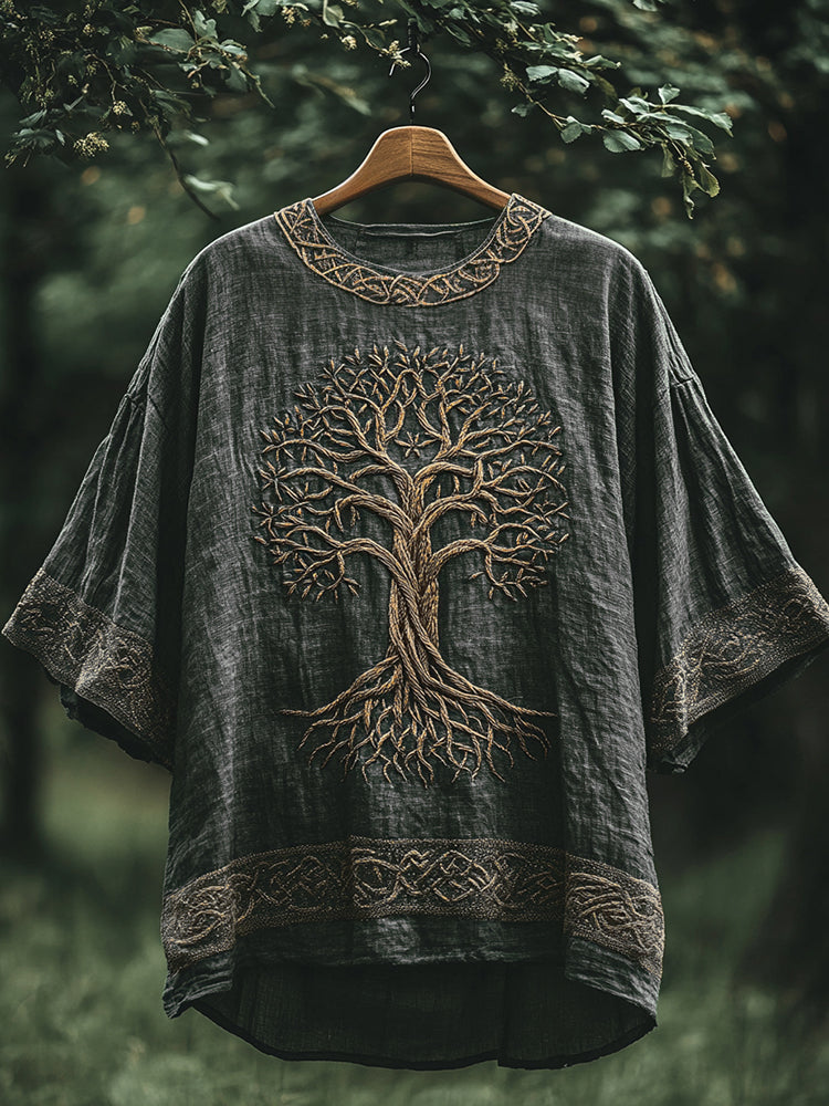 Effortlessly Elegant T-Shirt with a Timeless Design