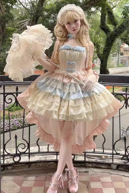 Subtly Elegant Dress with a Refined Vintage Look