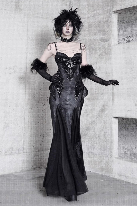 Casually Elegant Dress with a Refined Edge