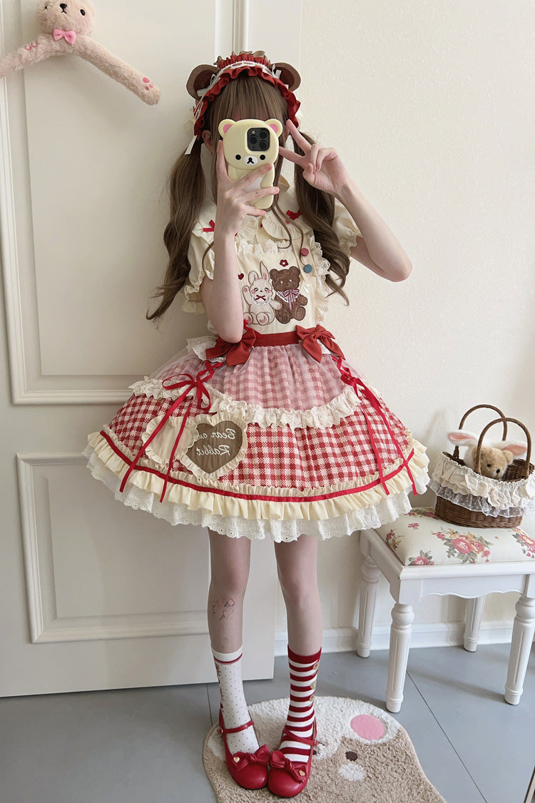Sophisticated Blouse with a Clean Classic Look