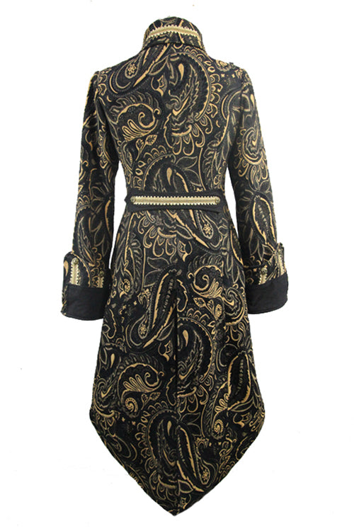 Subtly Elegant Coat with a Refined Vintage Look