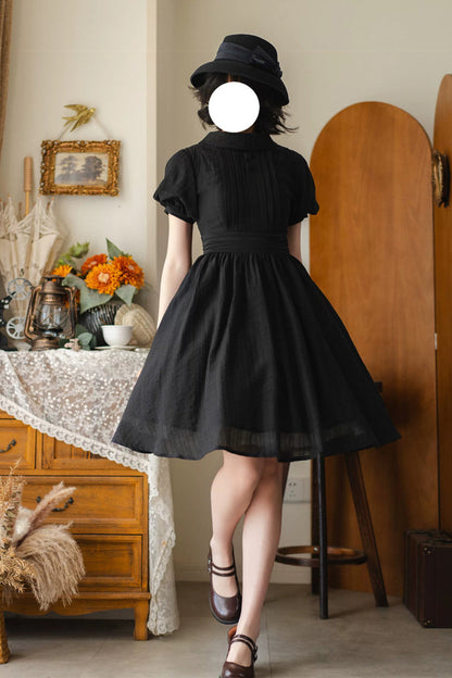 Beautifully Crafted Dress in a Classic Style