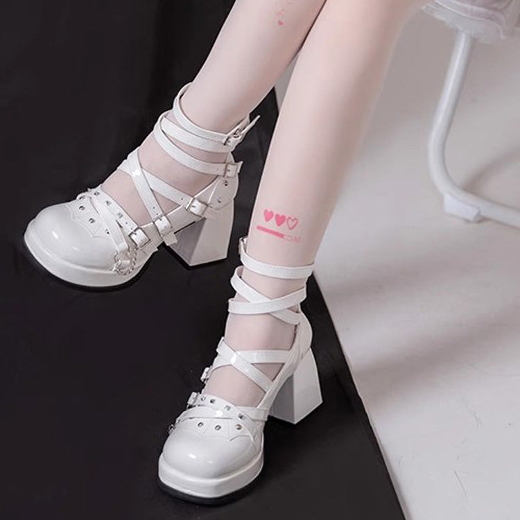 Beautifully Finished Heels in a Timeless Design
