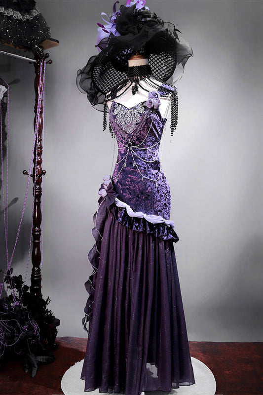 Beautifully Crafted Dress in a Classic Style