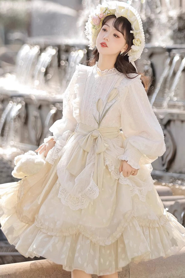 Beautifully Crafted Dress in a Classic Style