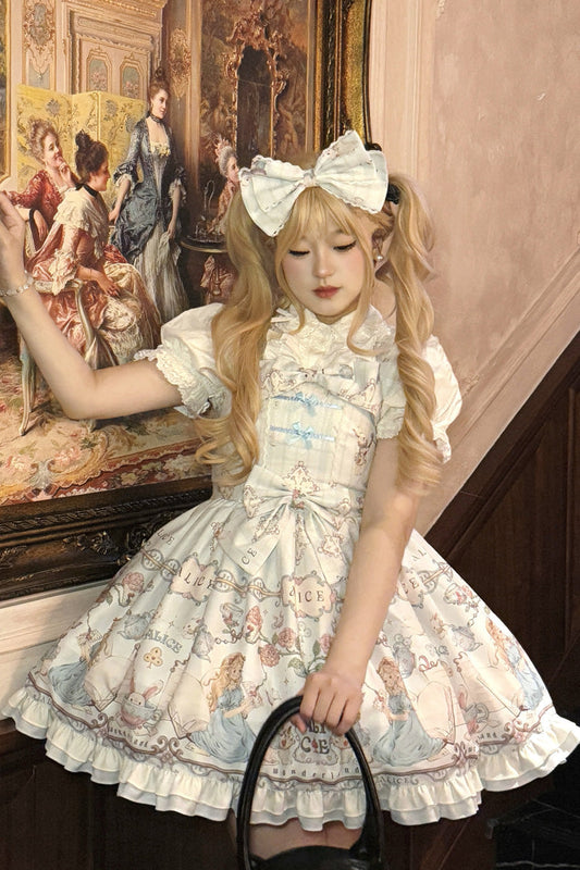Finely Styled Dress with a Classic Vintage Look