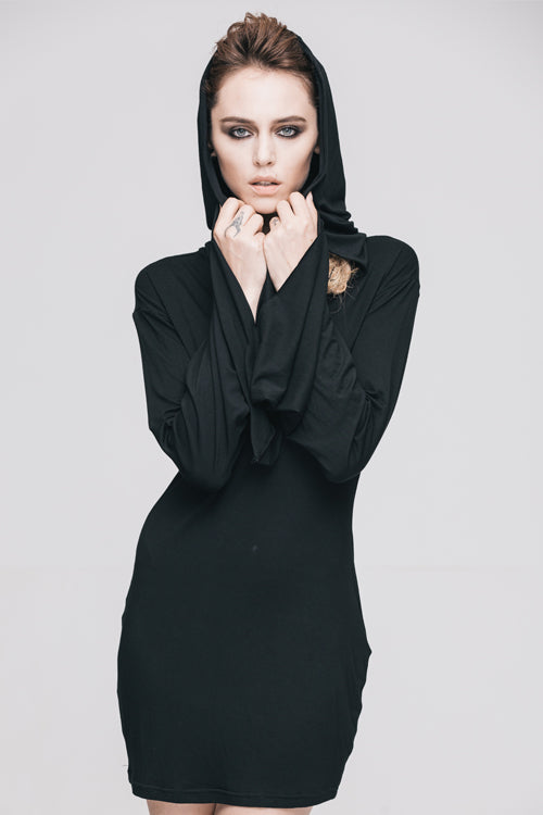 Casually Elegant Dress with a Refined Edge