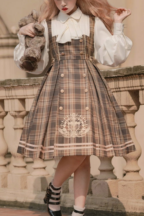 Finely Styled Dress with a Classic Vintage Look