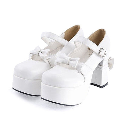 Classic Vintage Shoes with a Flattering Fit