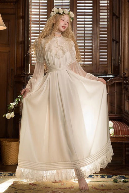 Subtly Elegant Dress with a Refined Vintage Look
