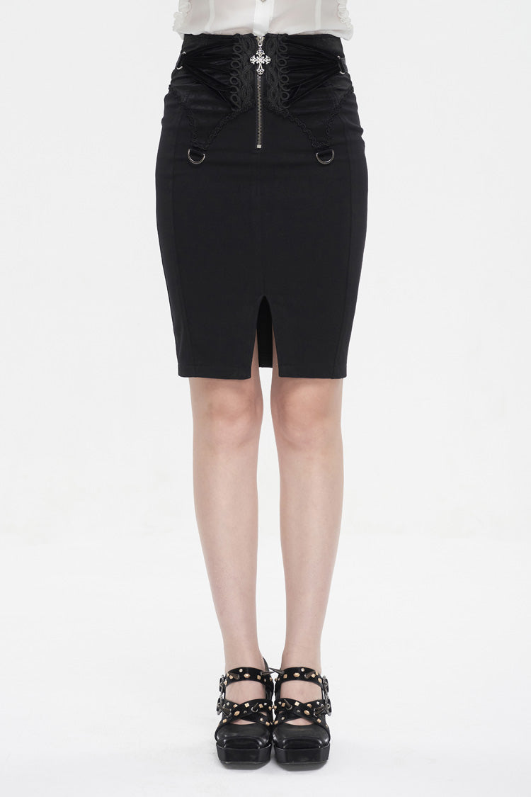 Casually Elegant Garment with a Refined Edge