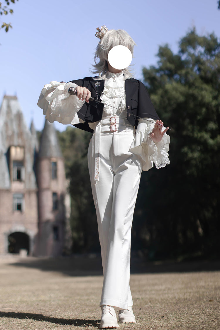 Beautifully Finished Pants in a Timeless Design