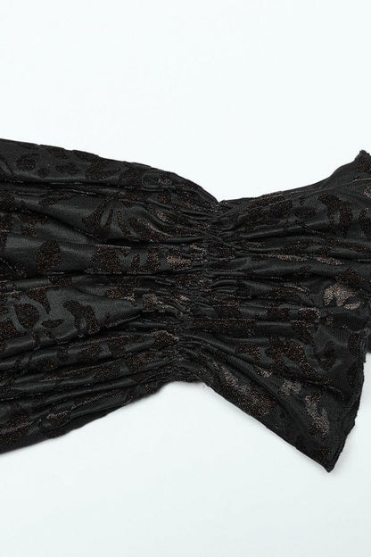 Classic Vintage Blouse with a Flattering Fit