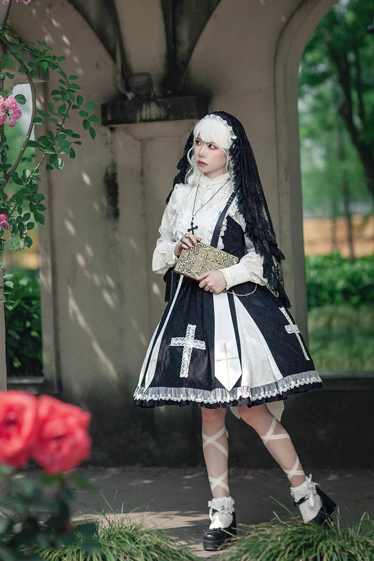 Subtly Elegant Dress with a Refined Vintage Look