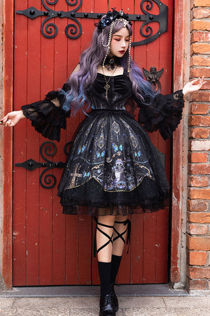Subtly Elegant Dress with a Refined Vintage Look