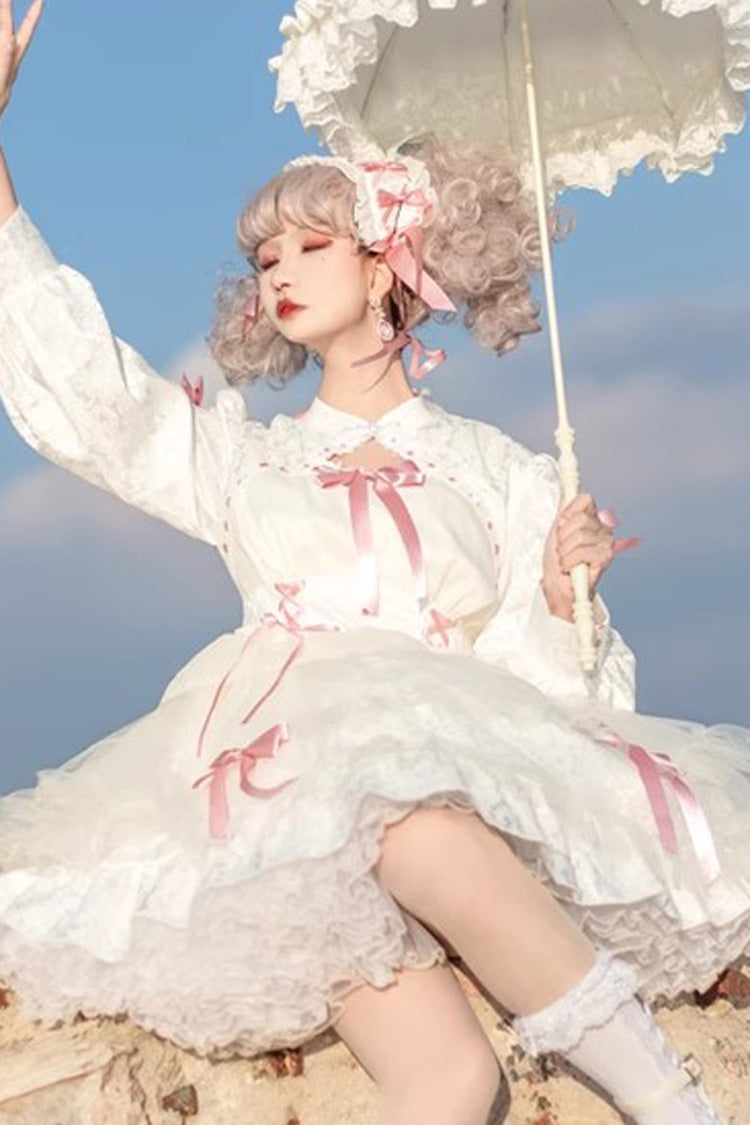 Finely Styled Dress with a Classic Vintage Look