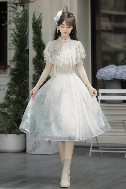 Finely Styled Dress with a Classic Vintage Look