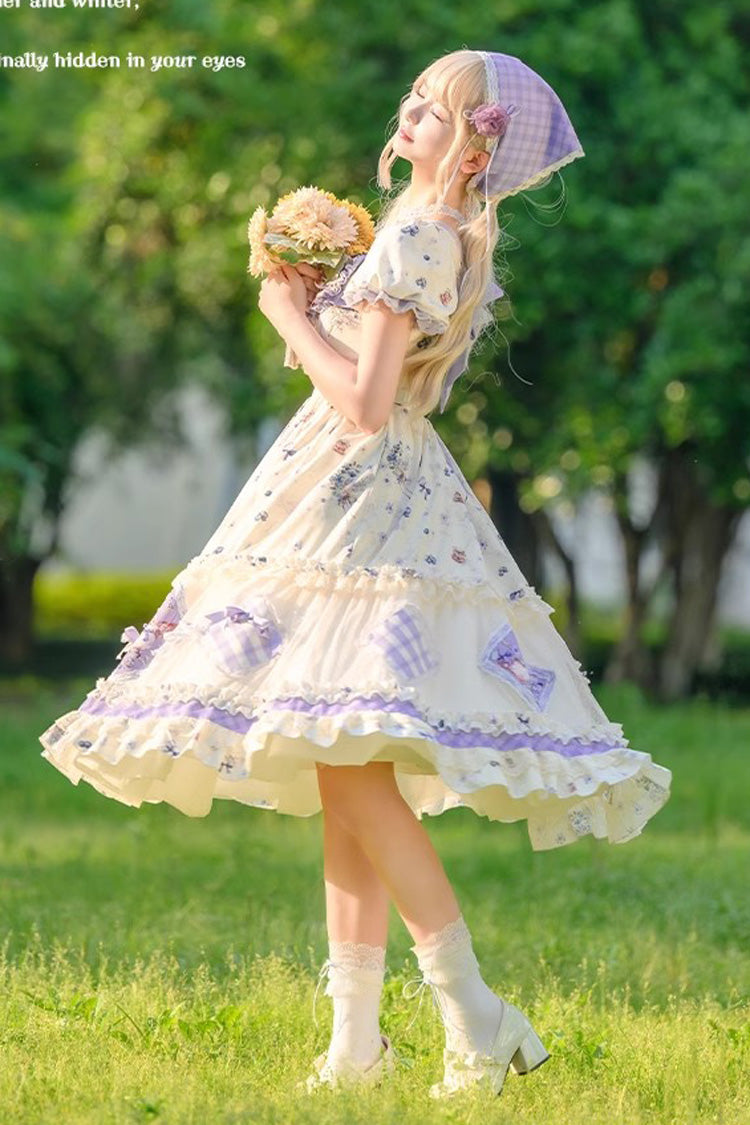Subtly Elegant Dress with a Refined Vintage Look