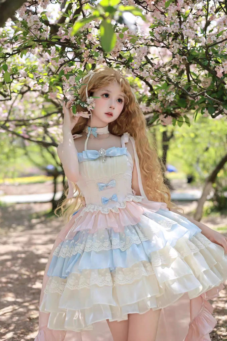 Subtly Elegant Dress with a Refined Vintage Look