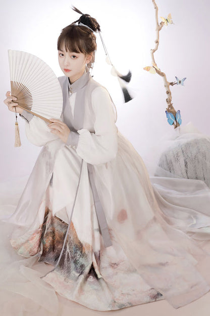 Subtly Elegant Dress with a Refined Vintage Look