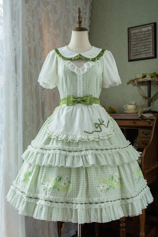Beautifully Crafted Dress in a Classic Style